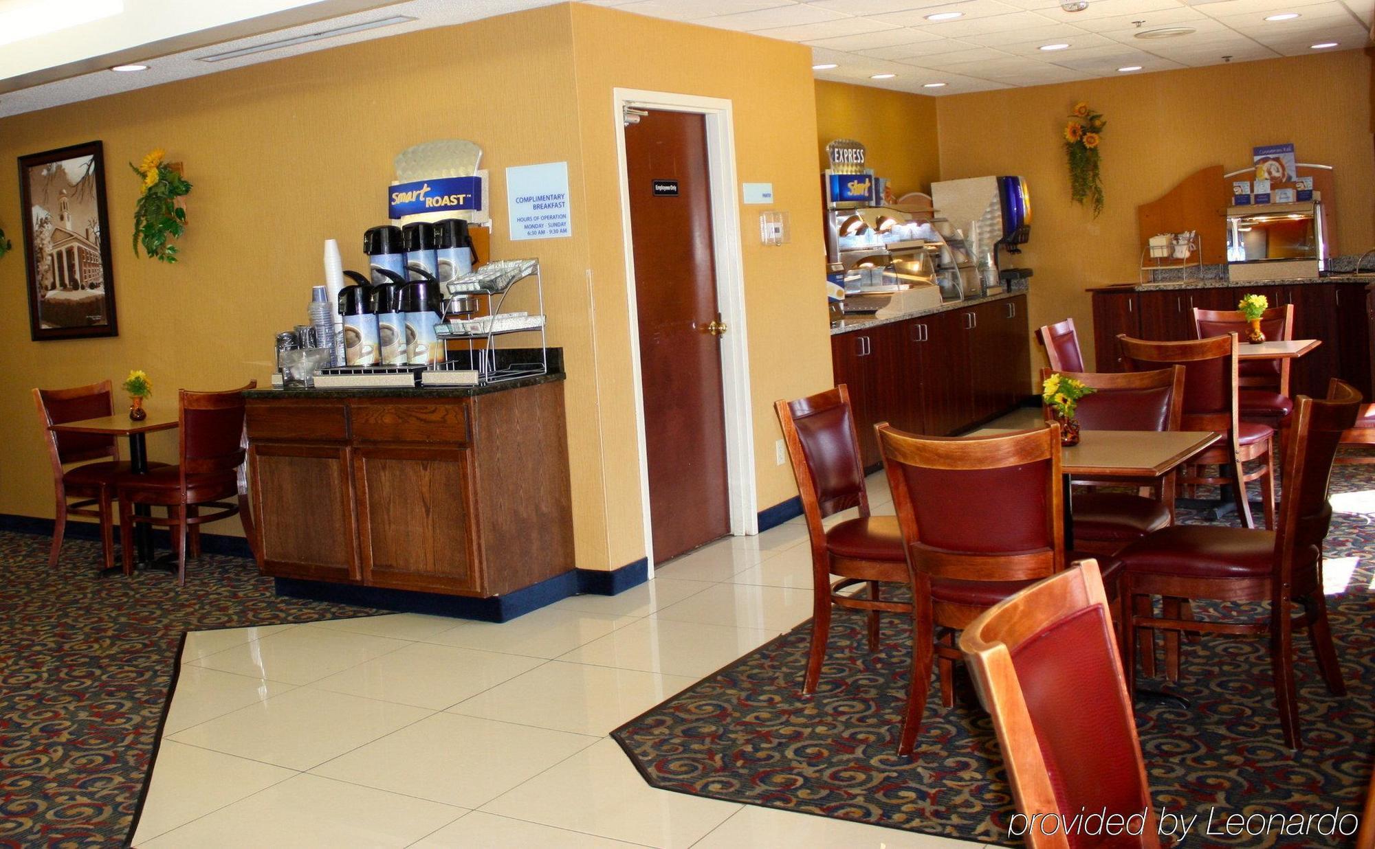 Holiday Inn Express Hillsborough-Durham Area By Ihg Exterior photo