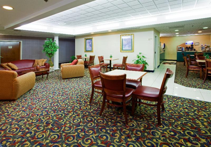 Holiday Inn Express Hillsborough-Durham Area By Ihg Exterior photo